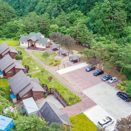 ホテル Gangneung Yasaenghwa Maeul エクステリア 写真